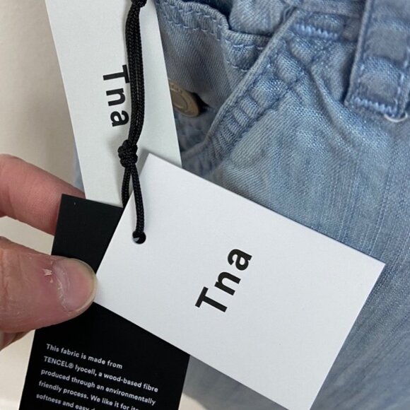 NWT Aritzia TNA Senryu Romper Shortalls Denim Overalls Size XXS Blue Chambray - Picture 8 of 11